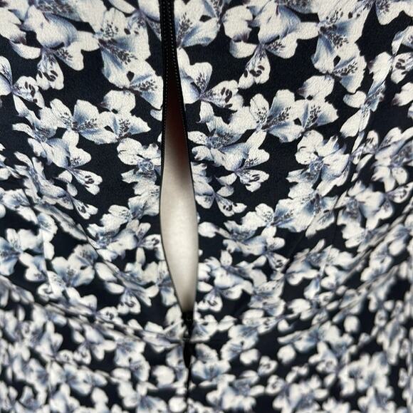 Nicole Miller Collection Asymmetrical Pleated Silk Dress Floral Size 4 - Picture 9 of 12